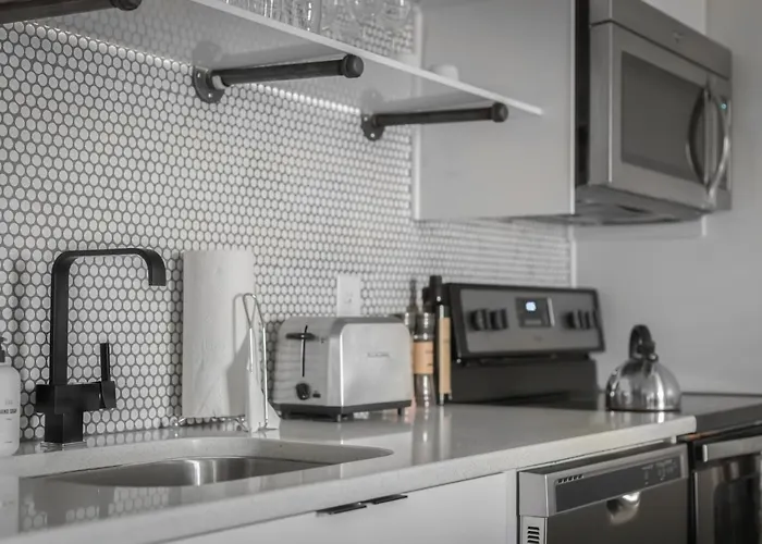 Sobro Guest House By Black Swan